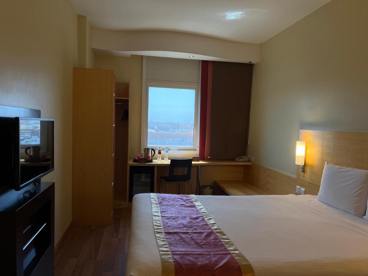 Ibis Yanbu Hotel Luaran gambar