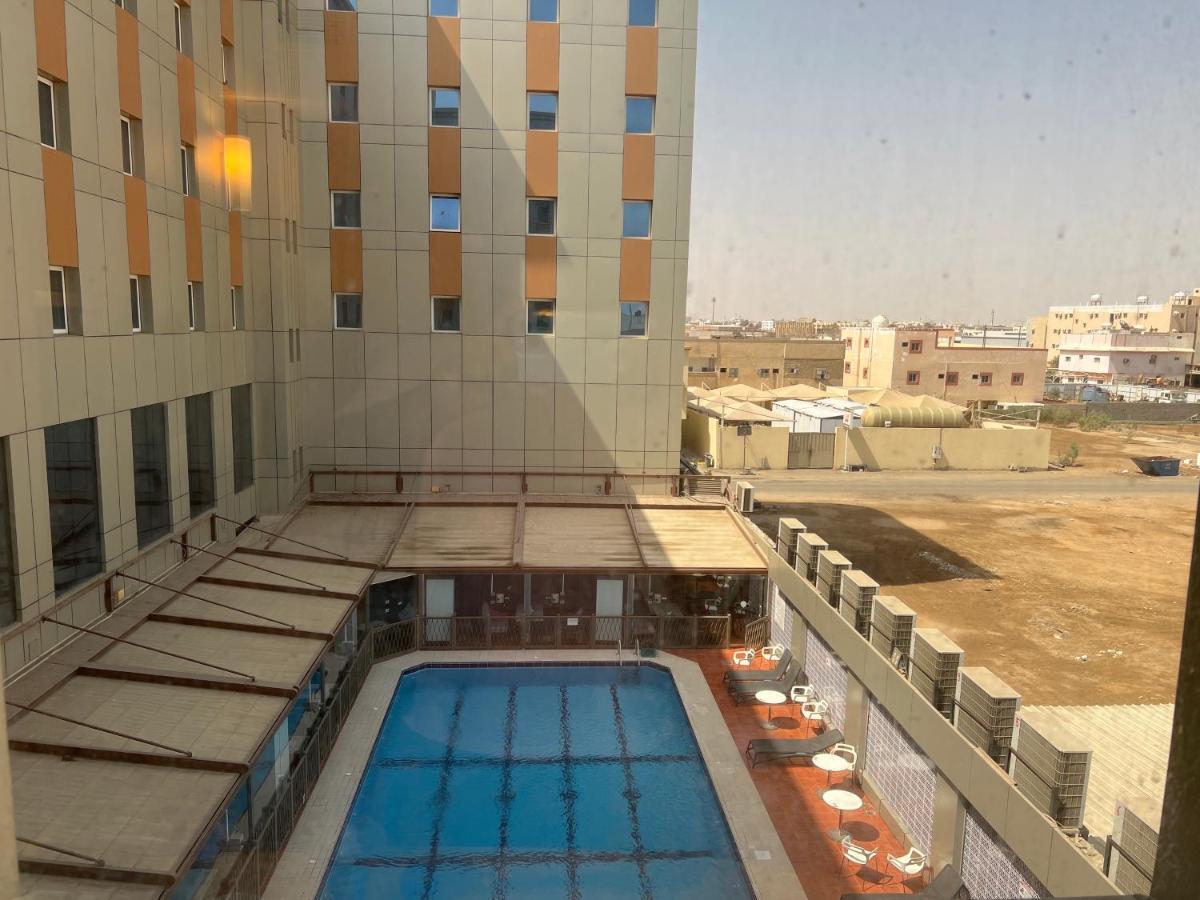 Ibis Yanbu Hotel Luaran gambar